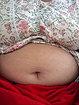 Priya Bong online show from 07/07/26, 02:03