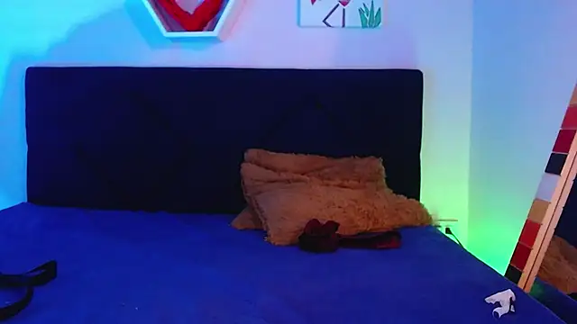 AnnaliOlsenX online show from 12/19/24, 07:29