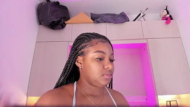 tamaraa smiith online show from 03/11/25, 06:08