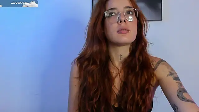 Manuela monroe online show from 02/05/25, 05:42