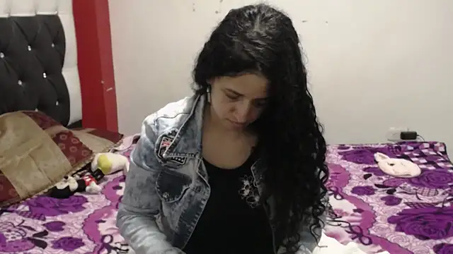 Katty Bones online show from 03/22/25, 04:56