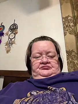 Snapshot of Bayou_Woman68 chatting on 05/11/26, 04:59 Bayou Woman68 online show from 05/11/26, 04:59