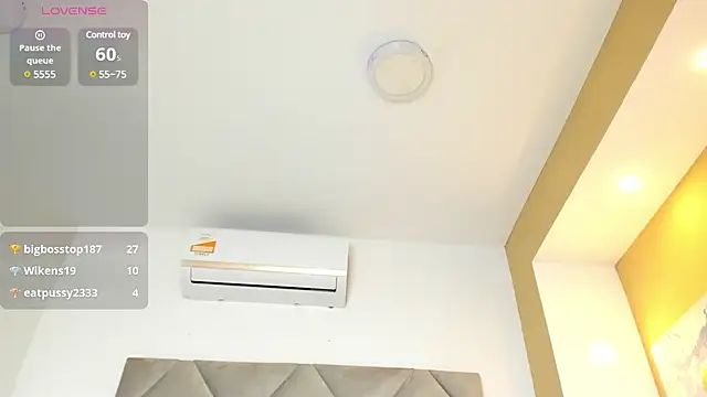 Adelehottman online show from 02/19/25, 08:41