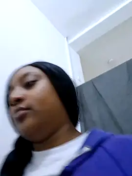 Adelehottman online show from 11/05/25, 12:05