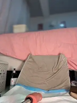 Milena-1 online show from 11/30/25, 10:30