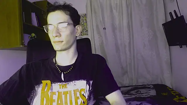 Snapshot of stikmanman chatting on 11/12/25, 05:19 stikmanman online show from 11/12/25, 05:19