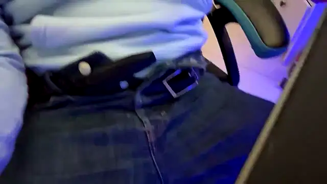 vogliososexboy1993 online show from 11/27/25, 07:49