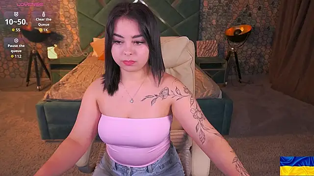 SusieWood online show from 03/12/26, 09:10