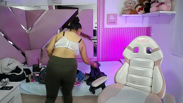  Miaaleon online show from 10/14/25, 12:50