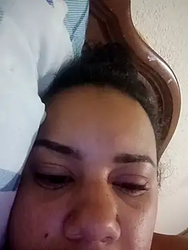 Snapshot of _Miaaleon chatting on 02/21/26, 09:32 Miaaleon online show from 02/21/26, 09:32