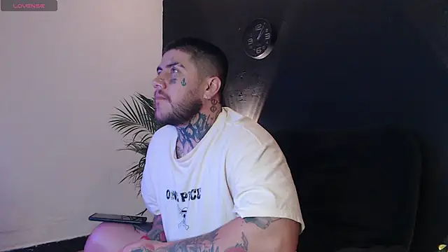 Ash gusbig online show from 02/13/25, 03:07