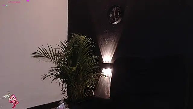 Ash gusbig online show from 02/21/25, 03:34