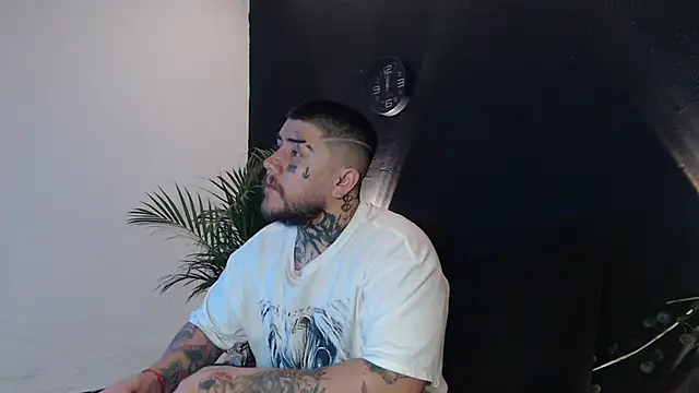 Ash gusbig online show from 02/27/25, 02:53