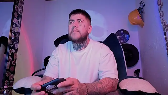 Ash gusbig online show from 09/12/25, 04:45