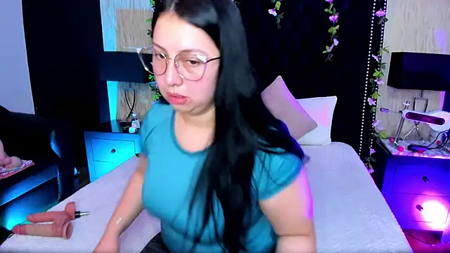 AshleeyPrincess online show from 11/24/25, 12:05