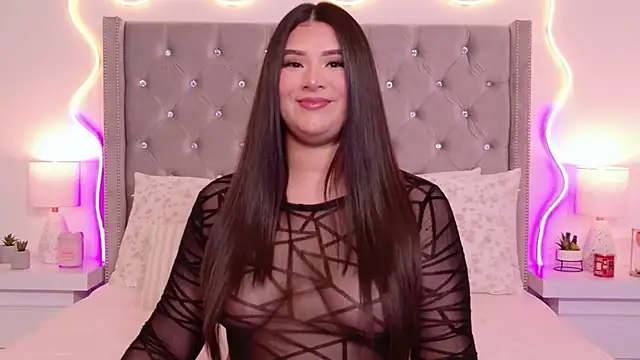 JuliaSUMMERS2022 online show from 01/14/26, 02:50