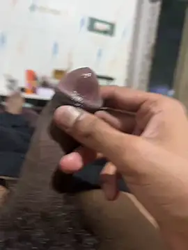 Snapshot of hairydude49 chatting on 12/09/24, 07:07 hairydude49 online show from 12/09/24, 07:07