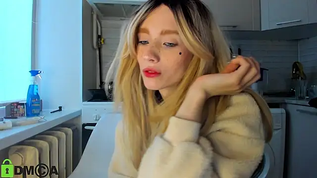  Alice Kitty online show from 12/25/24, 09:02