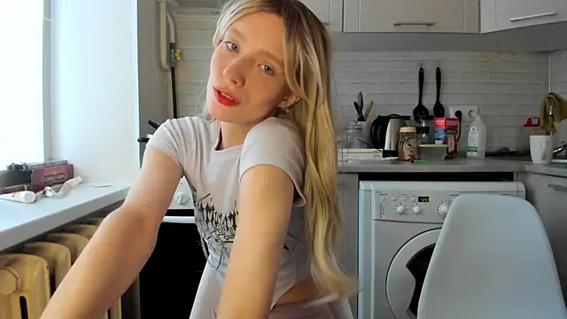  Alice Kitty online show from 01/11/25, 10:51