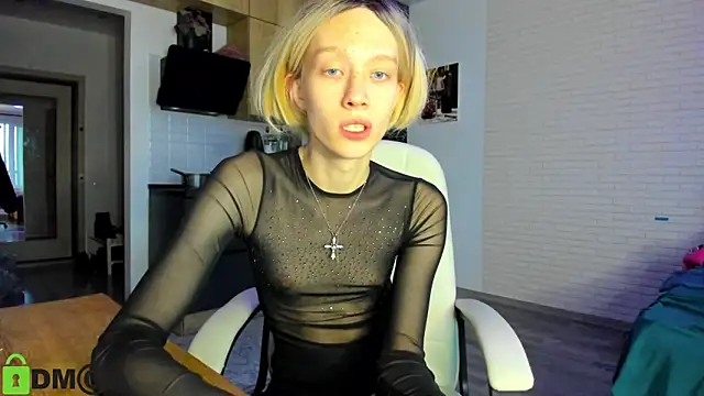  Alice Kitty online show from 10/28/25, 04:49