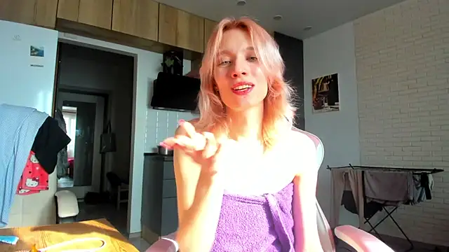  Alice Kitty online show from 02/18/26, 10:22