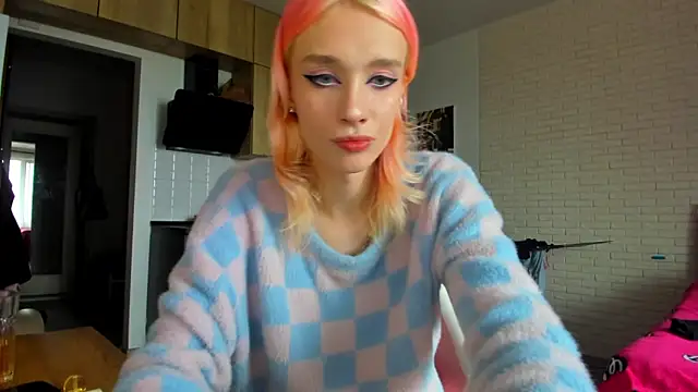 Snapshot of _Alice_Kitty chatting on 06/18/26, 08:58 Alice Kitty online show from 06/18/26, 08:58