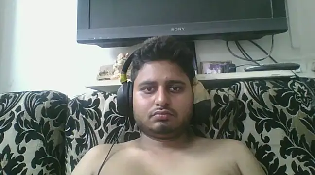 Snapshot of RyanHoran69@xh chatting on 01/22/25, 03:18 RyanHoran69xh online show from 01/22/25, 03:18