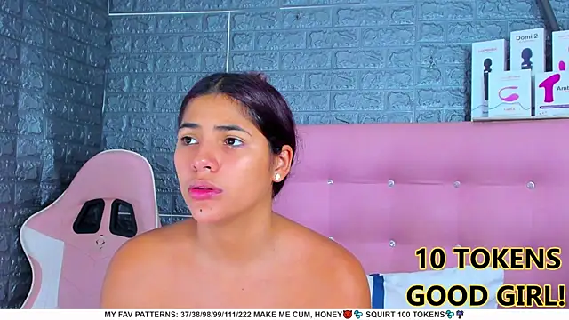 AriannaLewiis online show from 02/26/25, 07:49