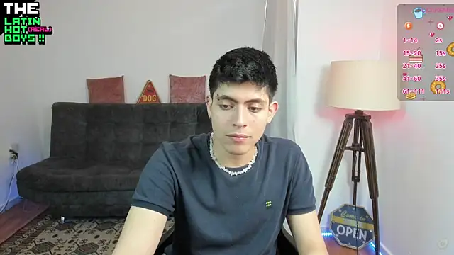 MyLatinHotBoys online show from 12/13/24, 12:39
