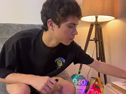 MyLatinHotBoys online show from 01/11/25, 01:37