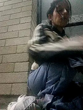 Snapshot of baby_liz01 chatting on 12/01/25, 10:31 baby liz01 online show from 12/01/25, 10:31