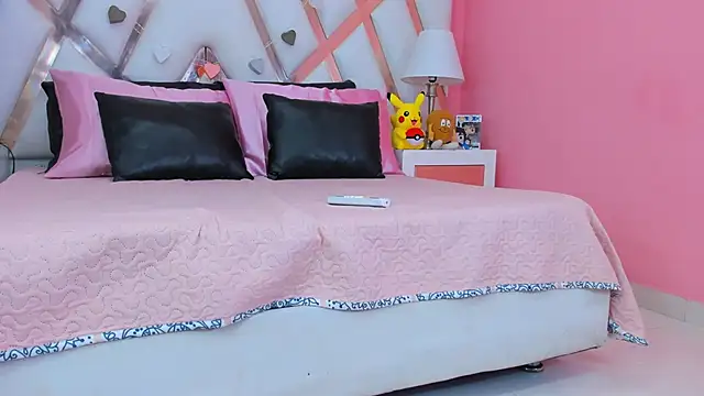 AnngelaSkye online show from 01/22/25, 09:35