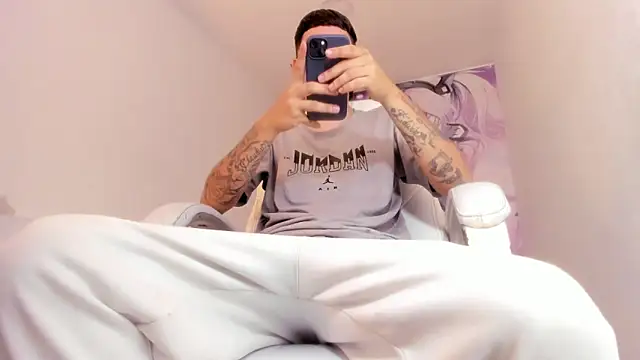 FrannBoy online show from 02/25/26, 03:49