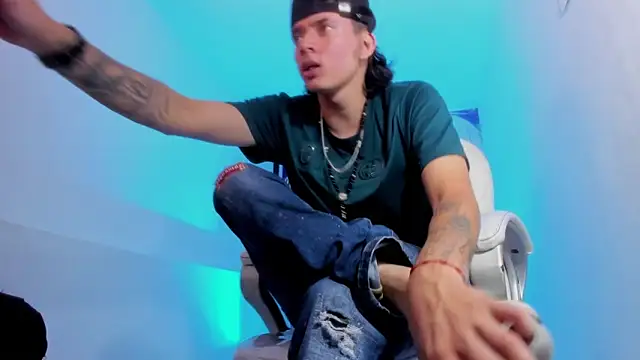 FrannBoy online show from 04/21/26, 03:13