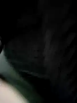 Snapshot of milf_hunter_35 chatting on 04/01/26, 09:34 milf hunter 35 online show from 04/01/26, 09:34