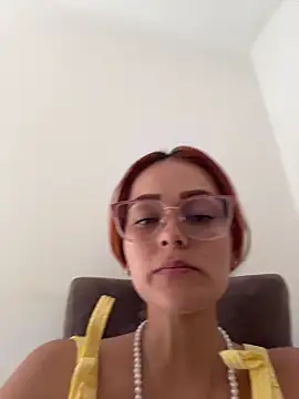 Miss-Abbii online show from 02/12/26, 09:10