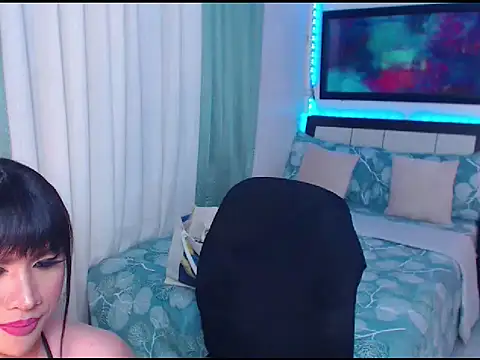 Snapshot of Heavenly_Treats chatting on 02/20/26, 06:26 Heavenly Treats online show from 02/20/26, 06:26