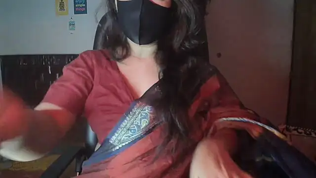 Most-Beautiful-Queen online show from 11/18/25, 07:18