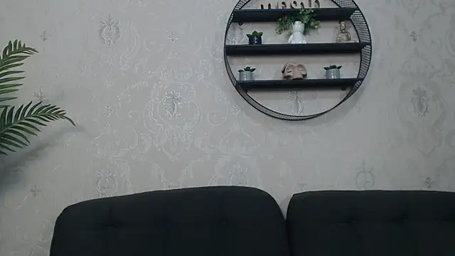 IzabelllNoir online show from 11/14/25, 07:51