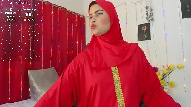 AishaAmin  online show from 05/20/26, 12:11