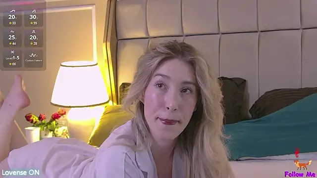 SerenaBennet online show from 02/15/26, 12:47