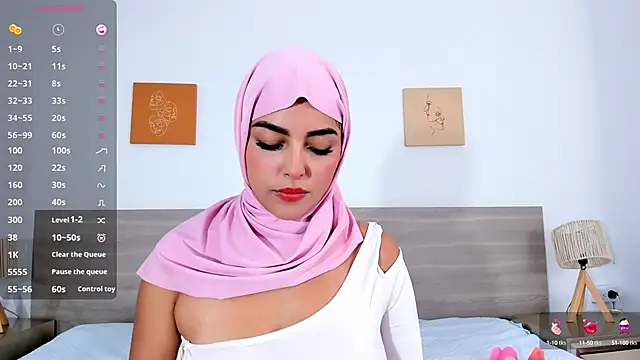 Lea nahid online show from 09/18/25, 07:38