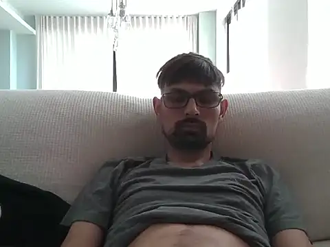 Snapshot of spence204011 chatting on 01/02/25, 02:24 spence204011 online show from 01/02/25, 02:24