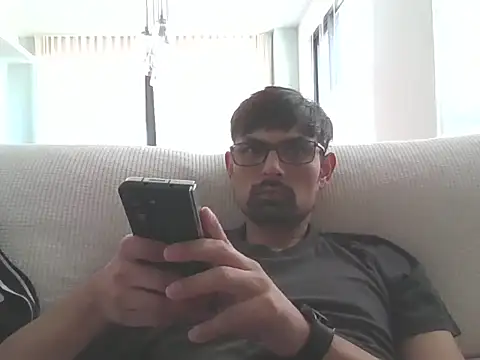 Snapshot of spence204011 chatting on 01/05/25, 08:10 spence204011 online show from 01/05/25, 08:10