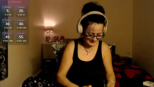 YourDreamLoverr online show from 02/20/25, 12:19