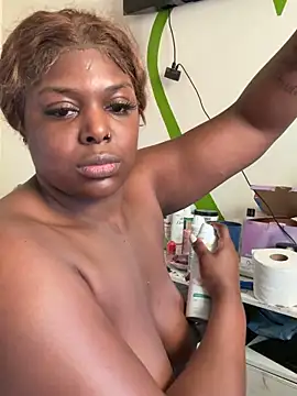 Snapshot of JoWheelsss chatting on 02/10/26, 12:26 JoWheelsss online show from 02/10/26, 12:26