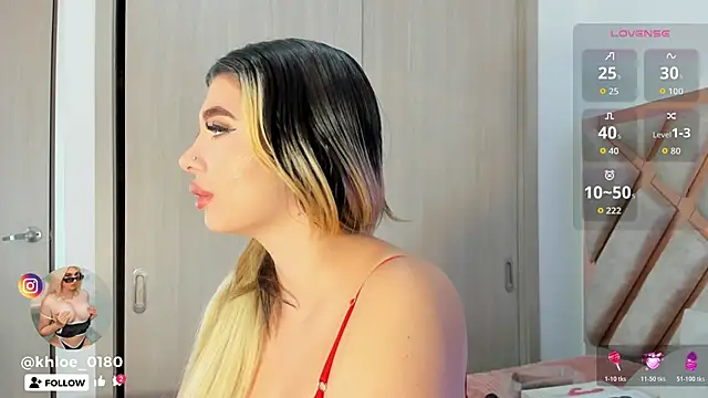 khloe  018 online show from 11/21/25, 11:20