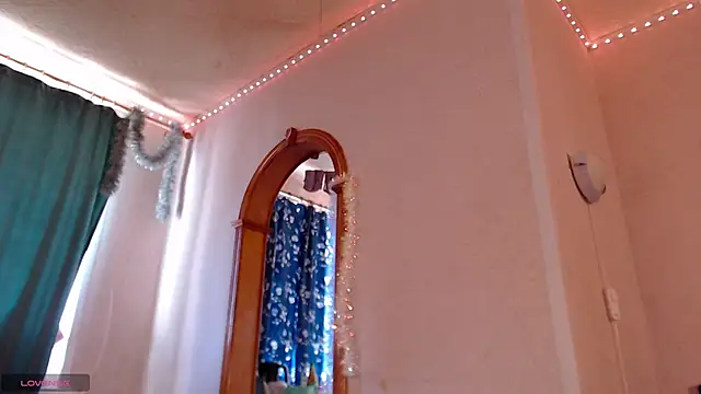 VanessaLincum online show from 05/04/26, 07:26
