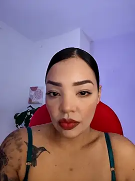 Sara LipsX online show from 11/19/25, 02:00