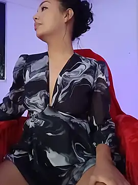 Sara LipsX online show from 11/30/25, 02:48